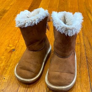 Girls laced up boots, size 6M